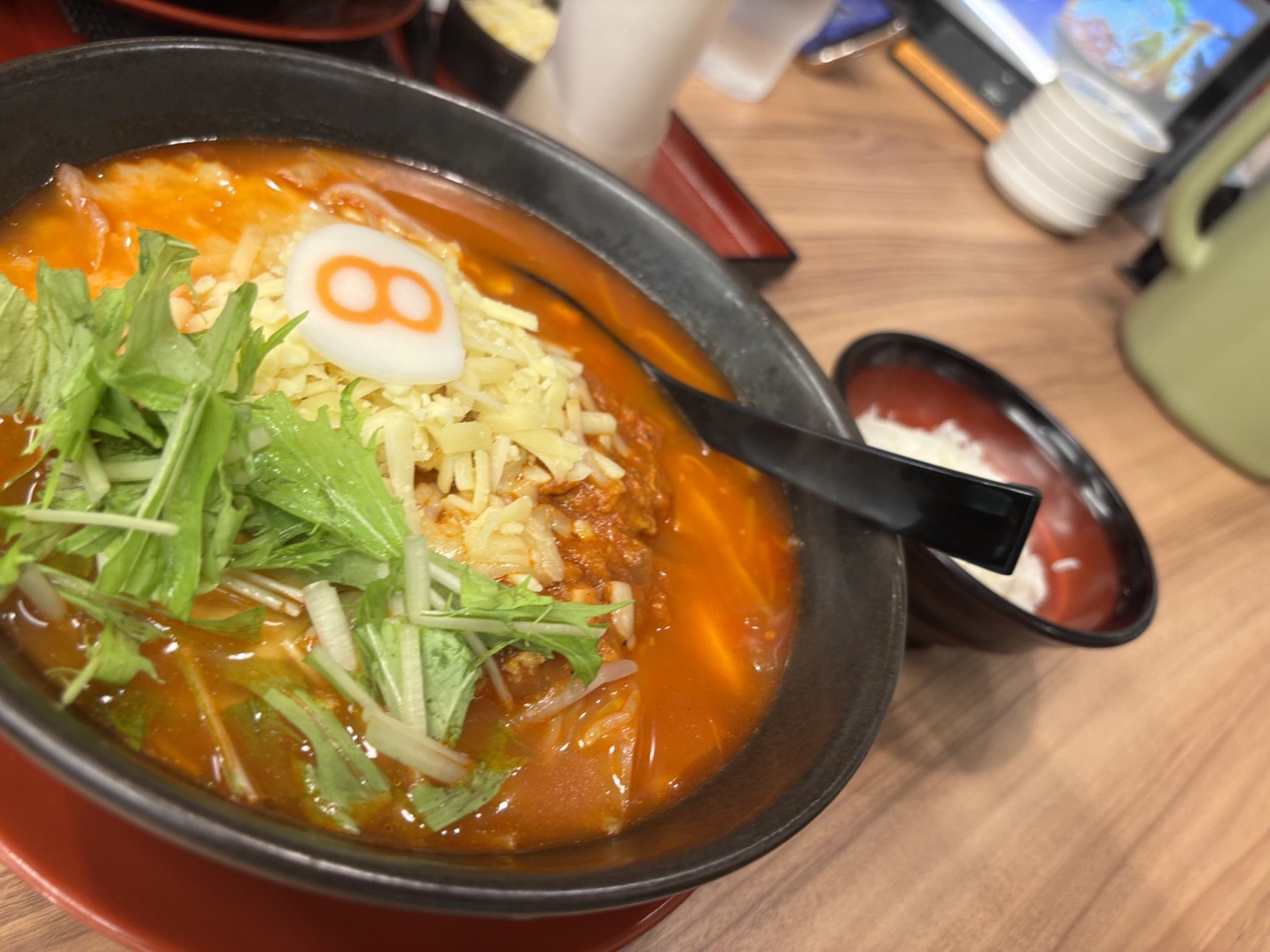 野菜トマトらーめんとチーズ