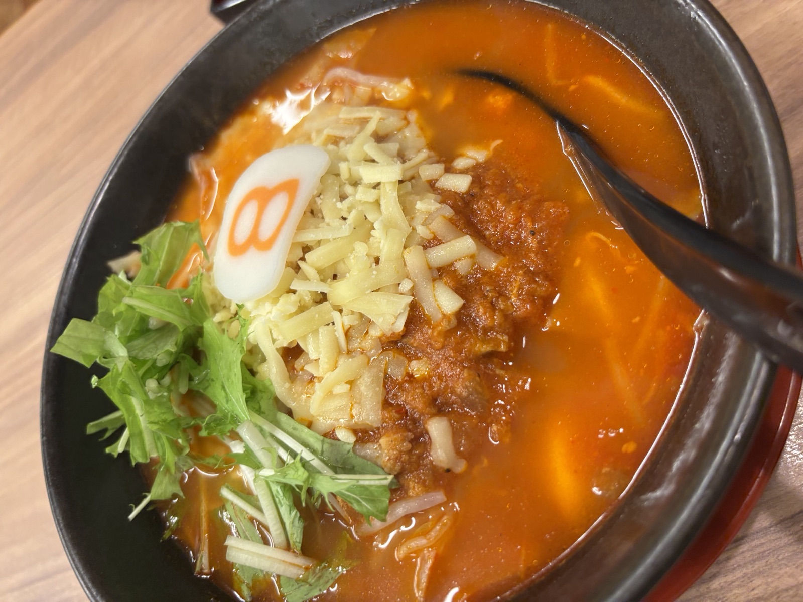 野菜盛り盛りのラーメン