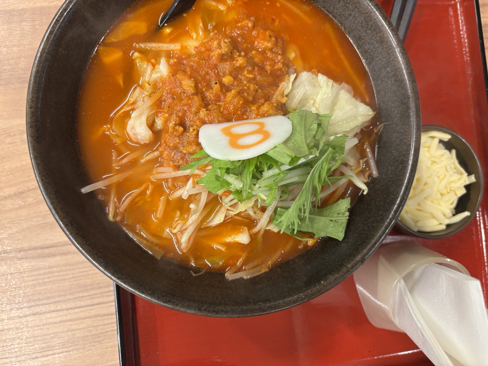 仕上げのラーメン
