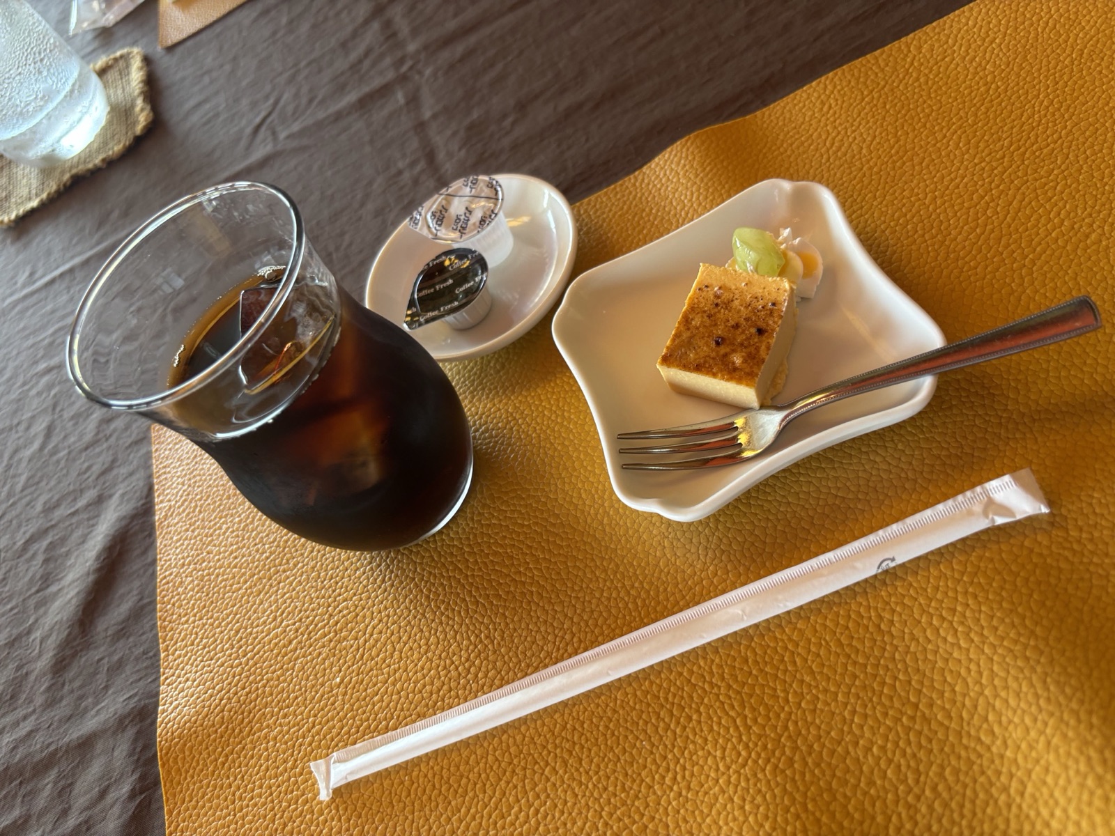 ミニデザートとコーヒー