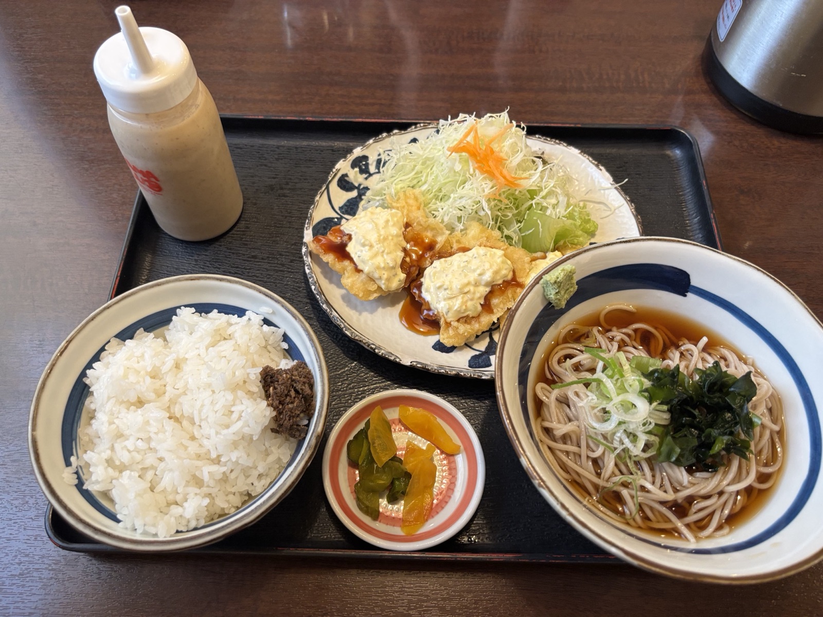 めん房本陣 白山店