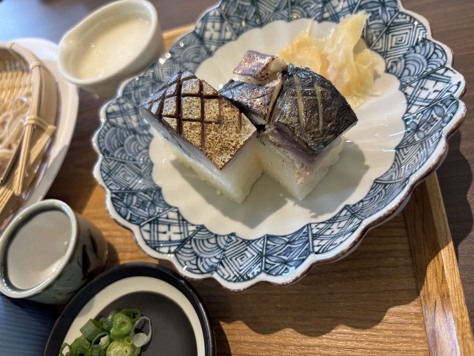 名物の鯖寿司