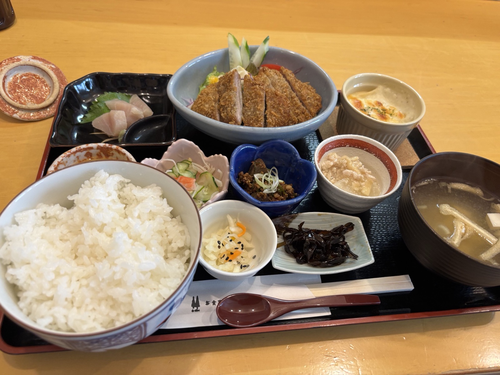 おまかせ定食